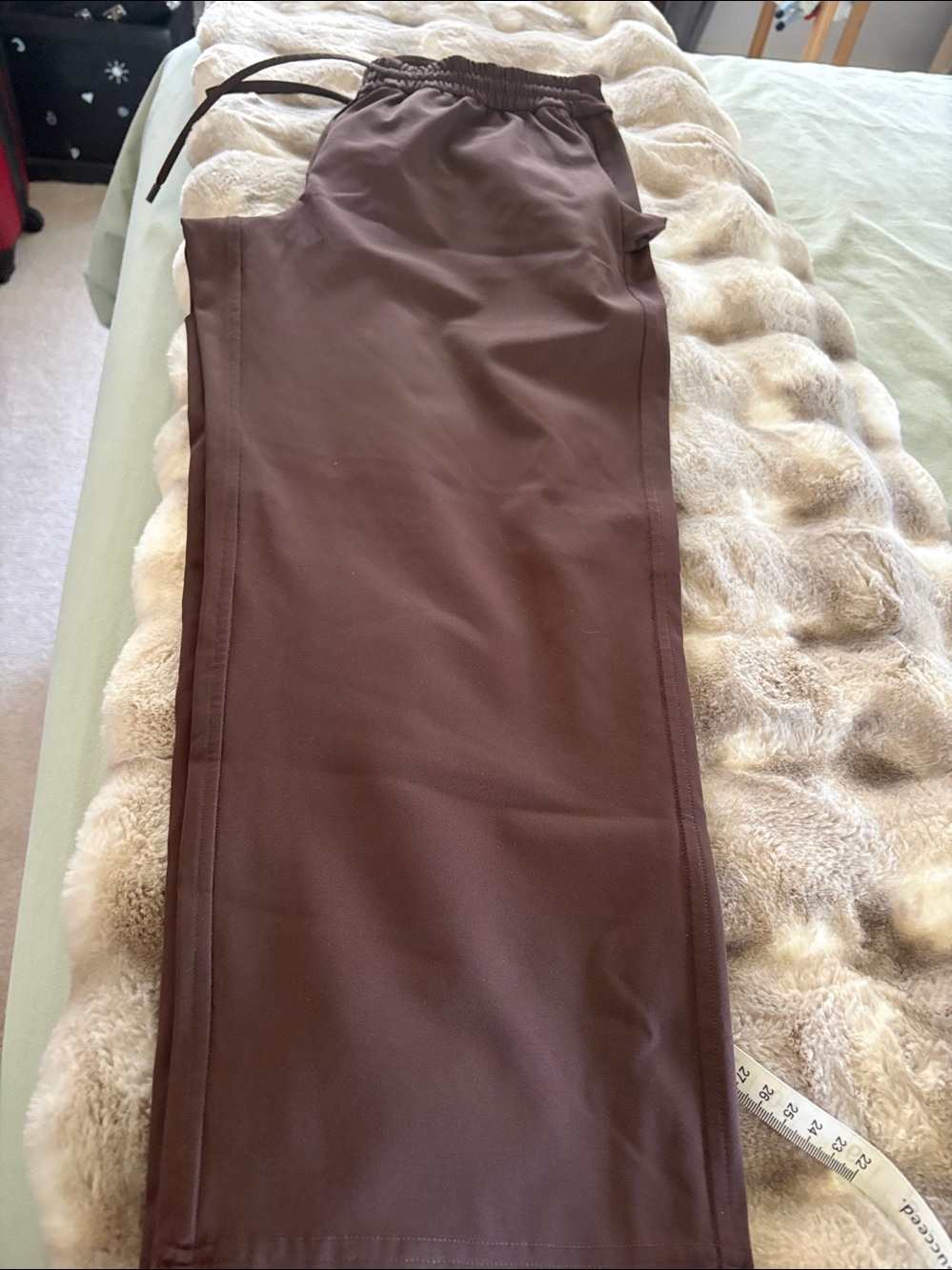 lululemon athletica Women's dark chocolate Brown Track Joggers